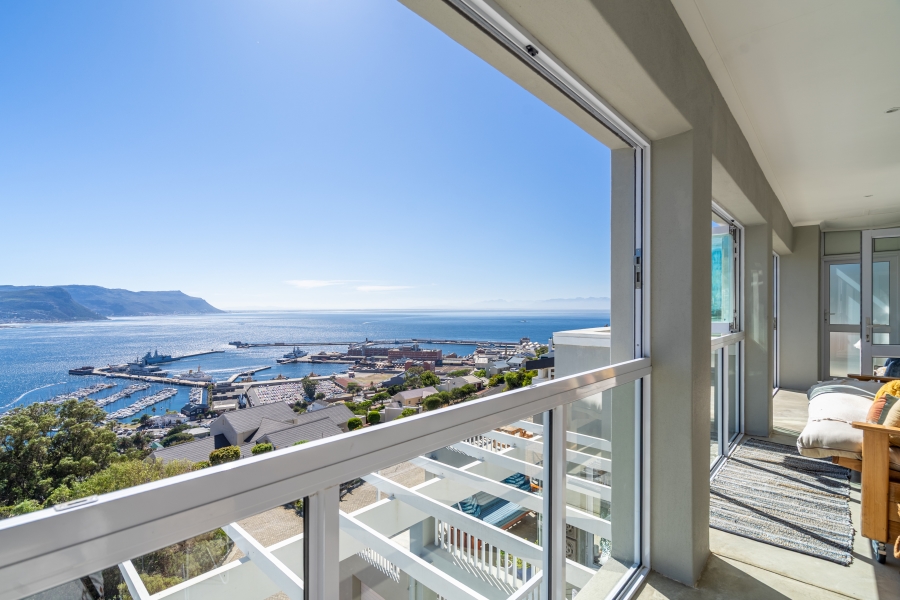 4 Bedroom Property for Sale in Simons Kloof Western Cape